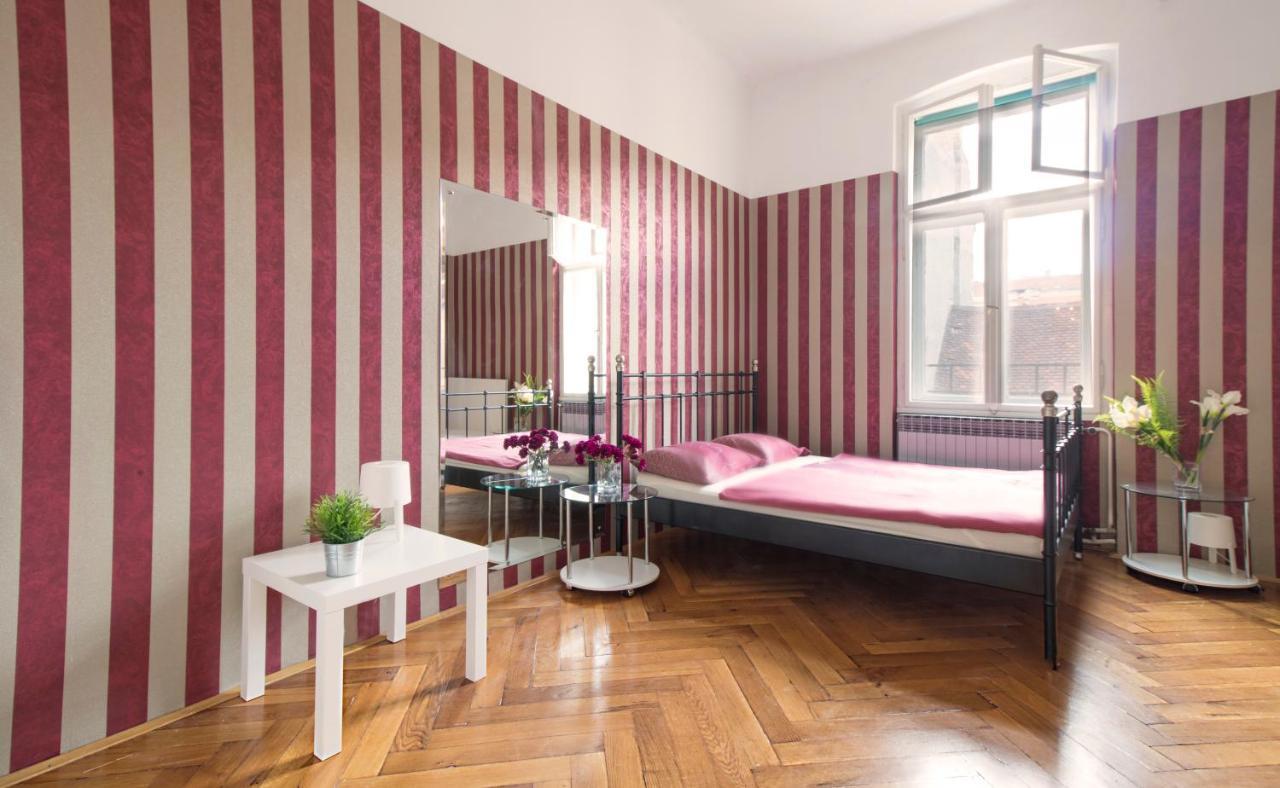 Guesthouse Centar 2 자그레브 외부 사진