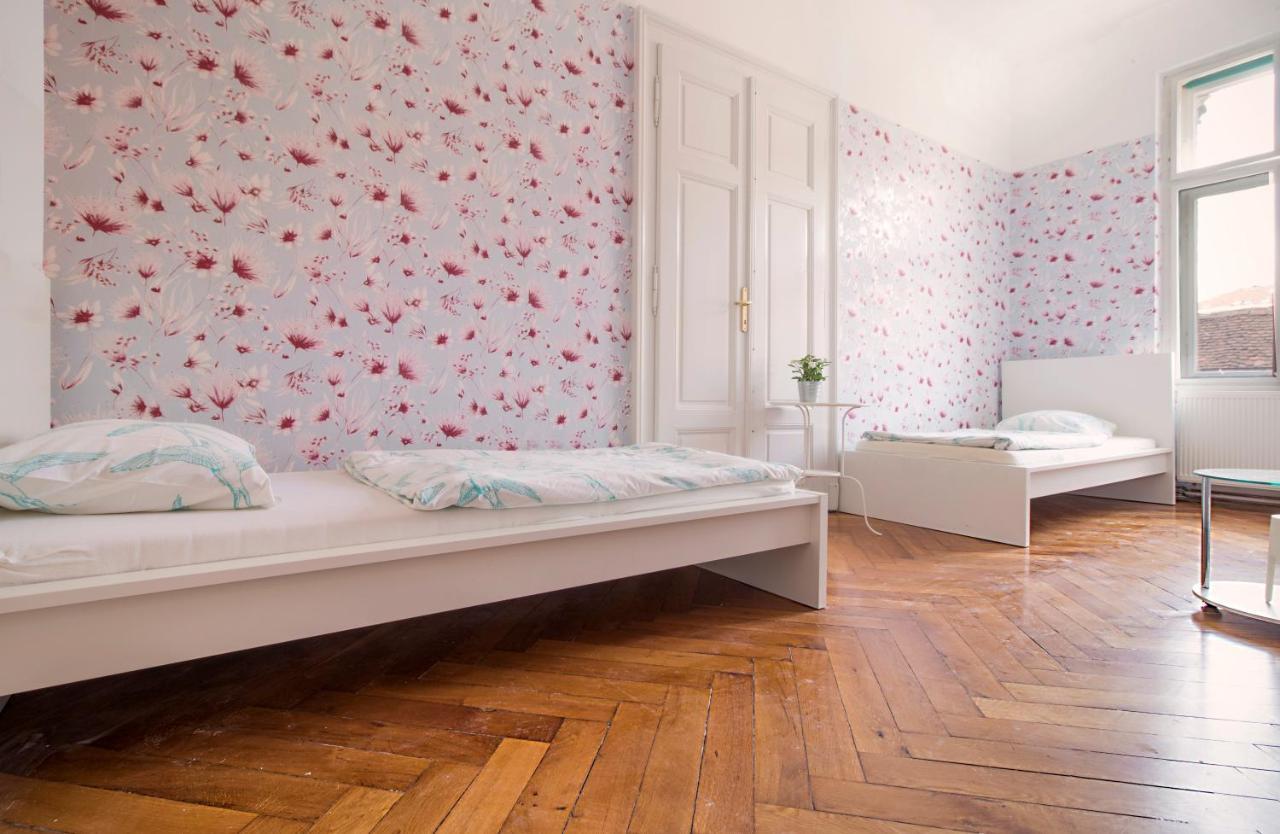 Guesthouse Centar 2 자그레브 외부 사진