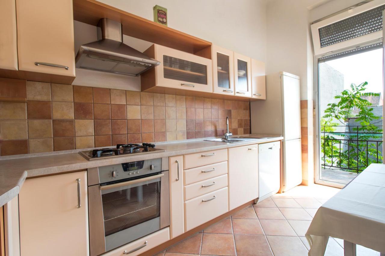 Guesthouse Centar 2 자그레브 외부 사진